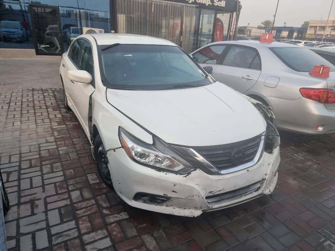 Nissan Altima 2017 thumbnail 3