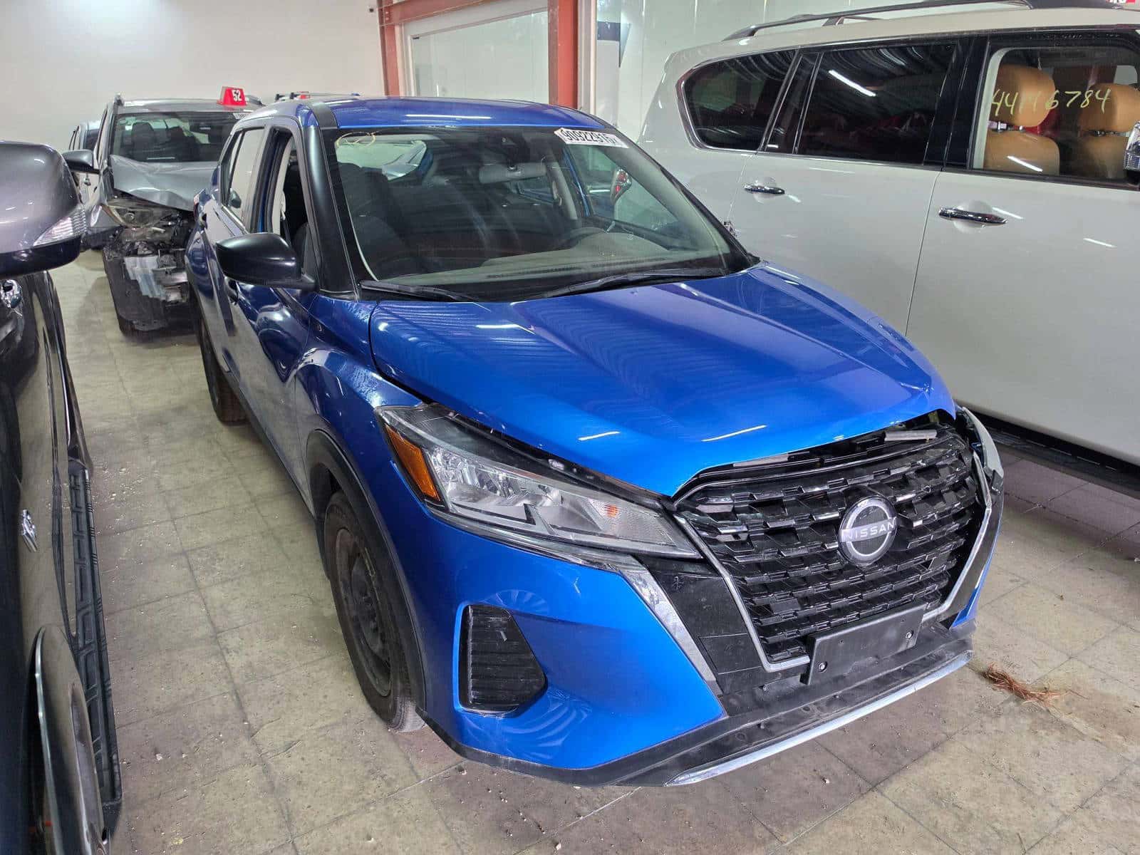 Nissan Kicks 2024 thumbnail 5