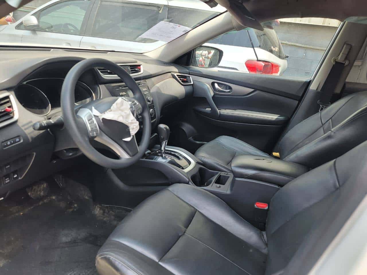 Nissan Rogue 2015 thumbnail 6