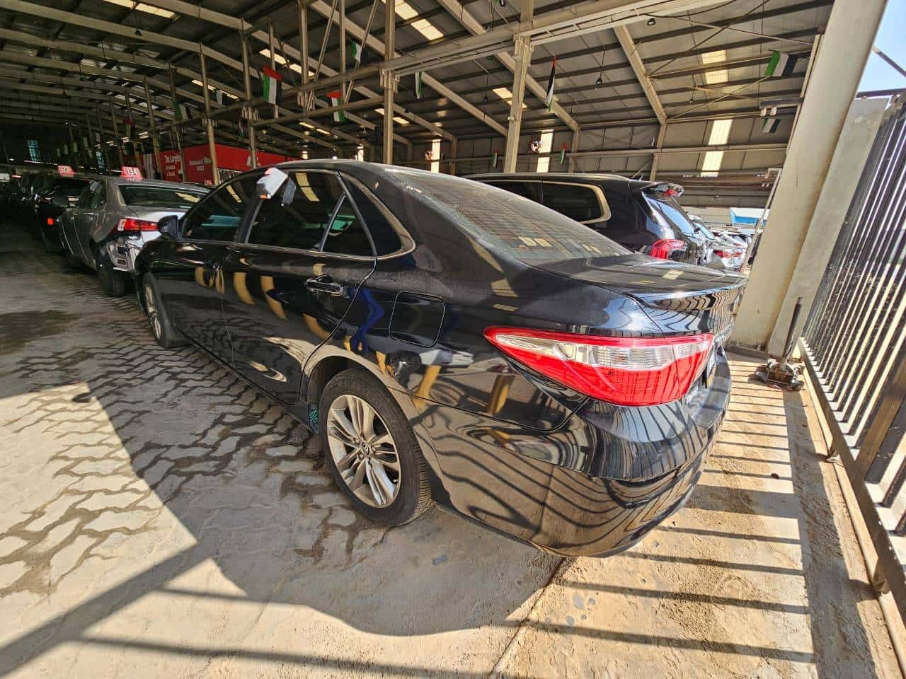 TOYOTA CAMRY - Exterior