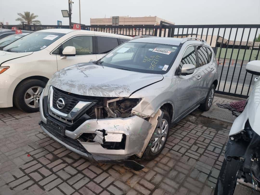 Nissan Rogue 2017 thumbnail 2