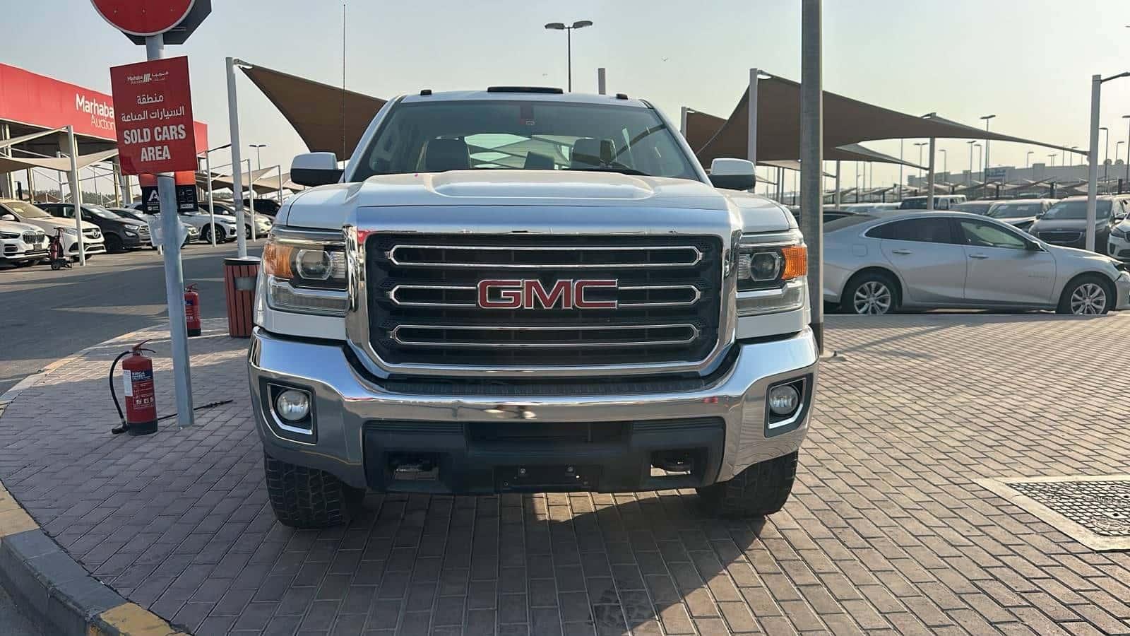 GMC Sierra 2019 thumbnail 2