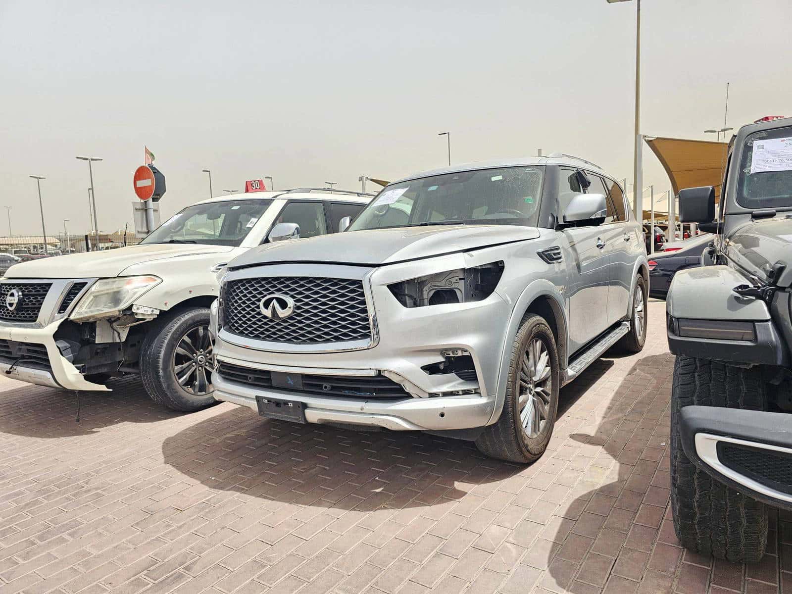 INFINITI QX80 2019 thumbnail 6