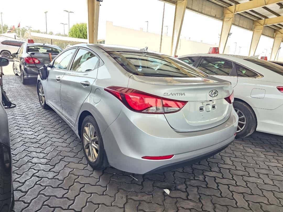 HYUNDAI ELANTRA 2015 thumbnail 1
