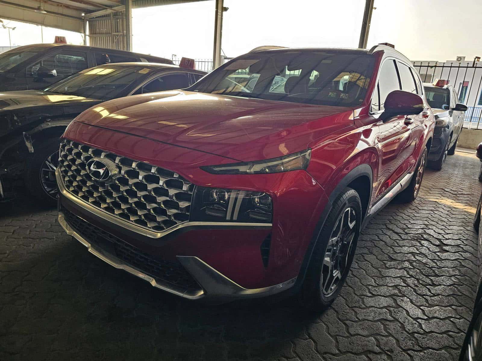 Hyundai Santa Fe 2022 thumbnail 4