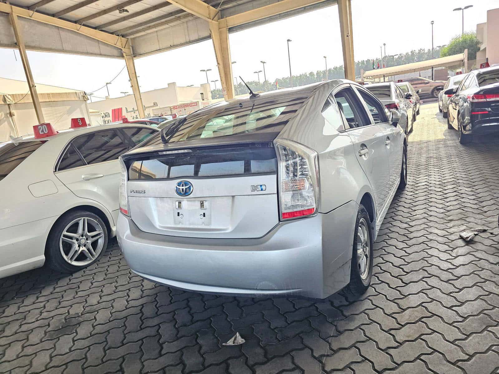 TOYOTA PRIUS - Exterior