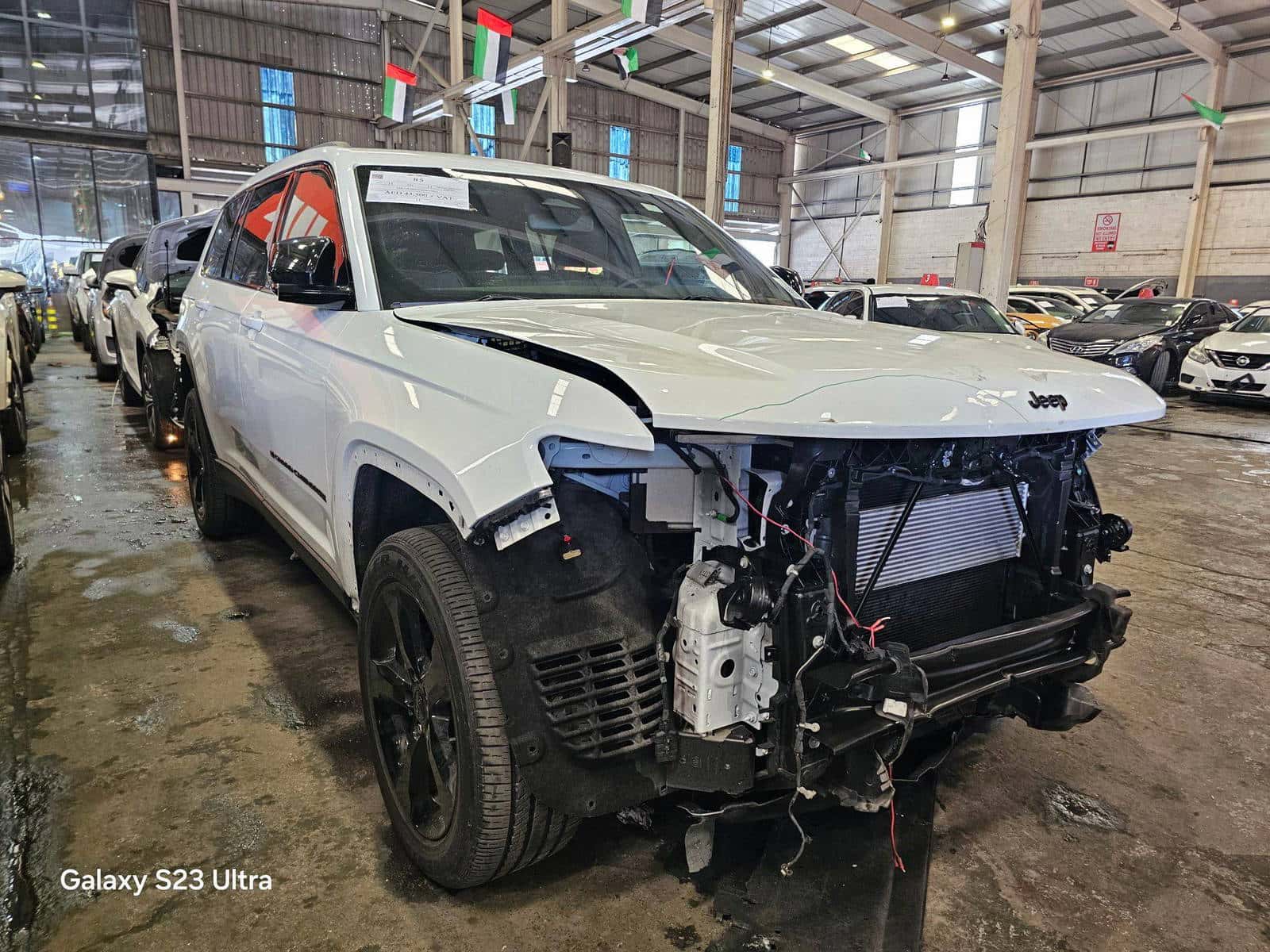 JEEP GRAND CHEROKEE LAREDO - Exterior