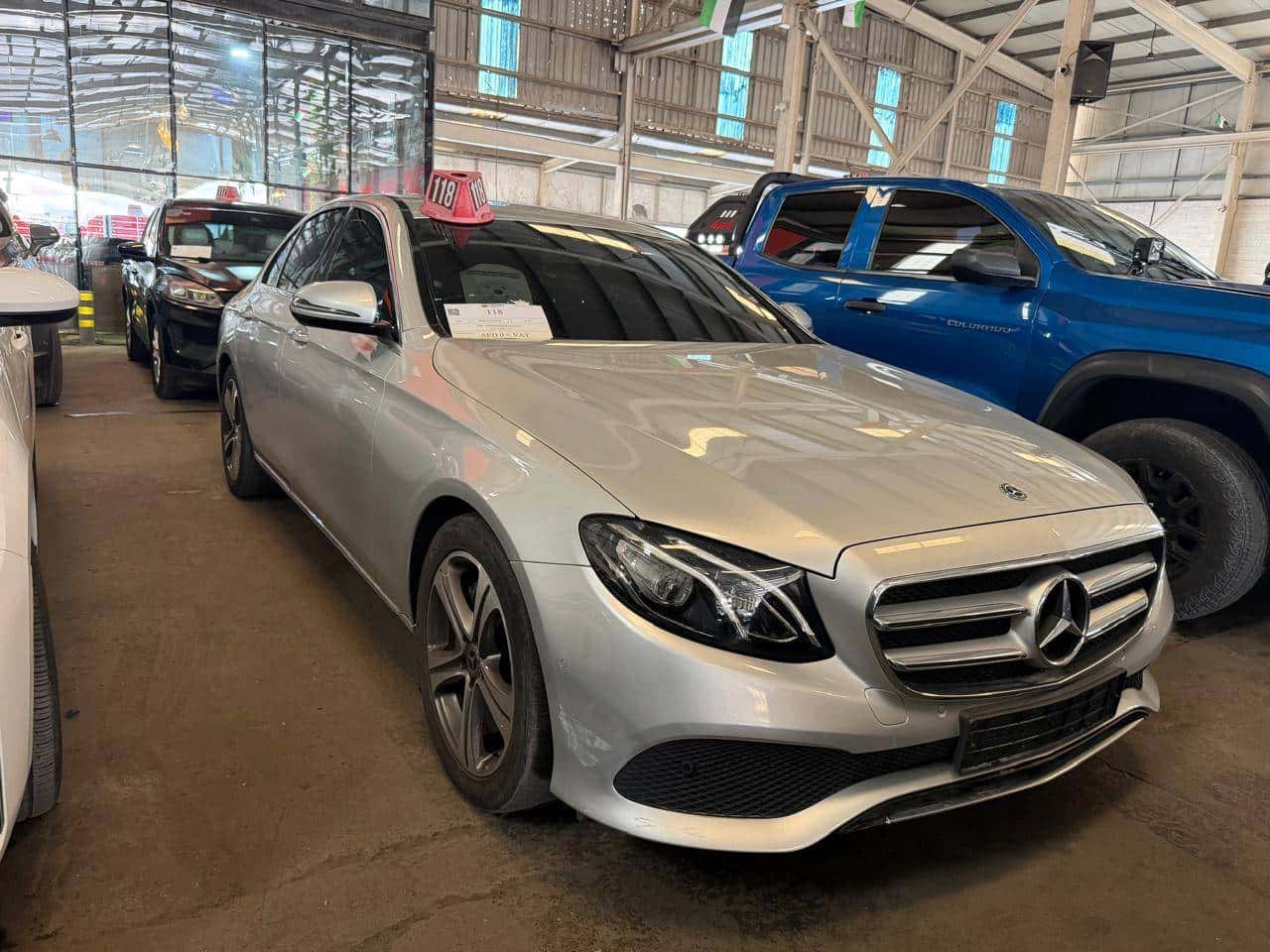 MERCEDES BENZ E-300 2019 thumbnail 5