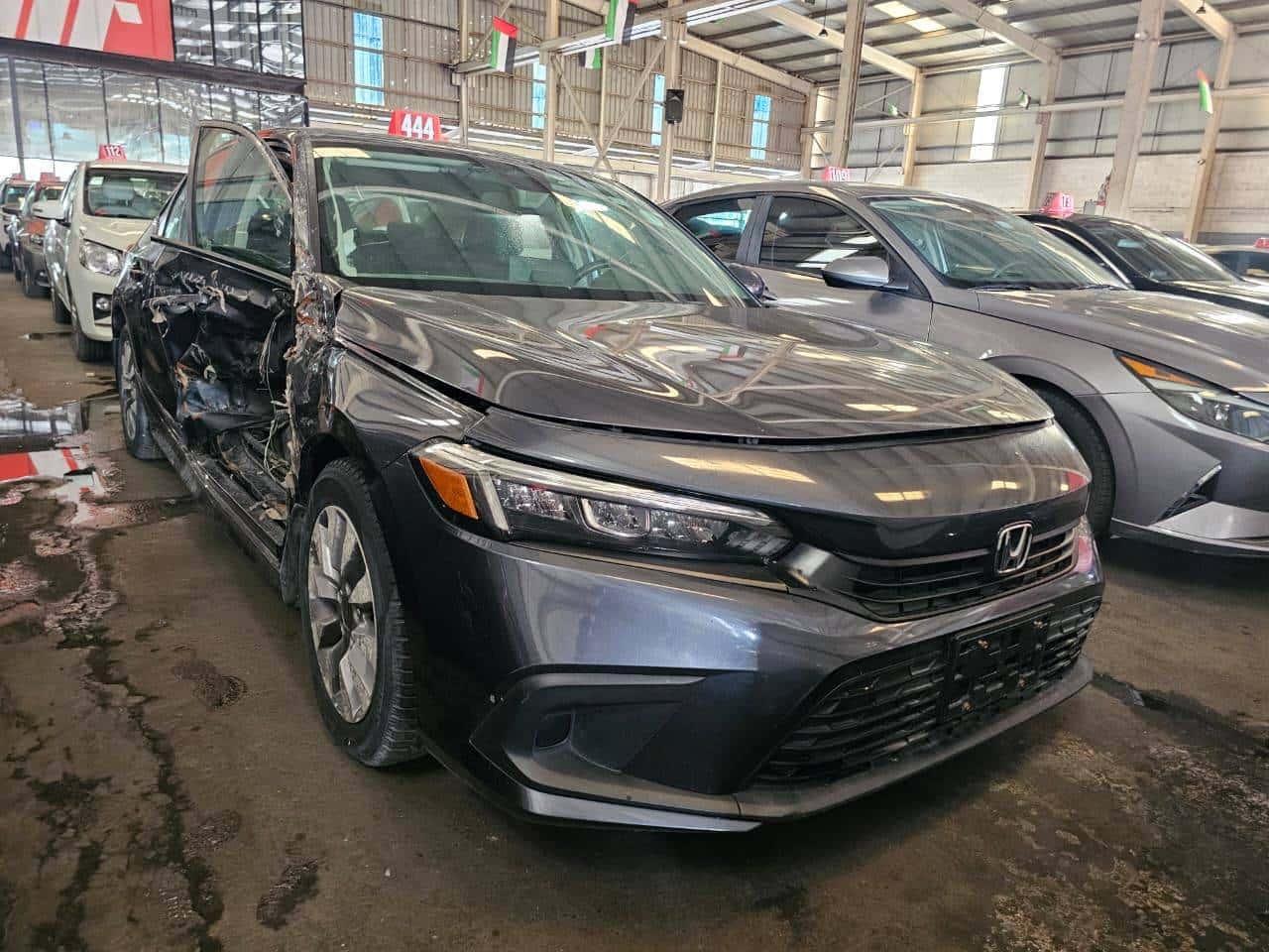 Honda Civic 2023 thumbnail 4