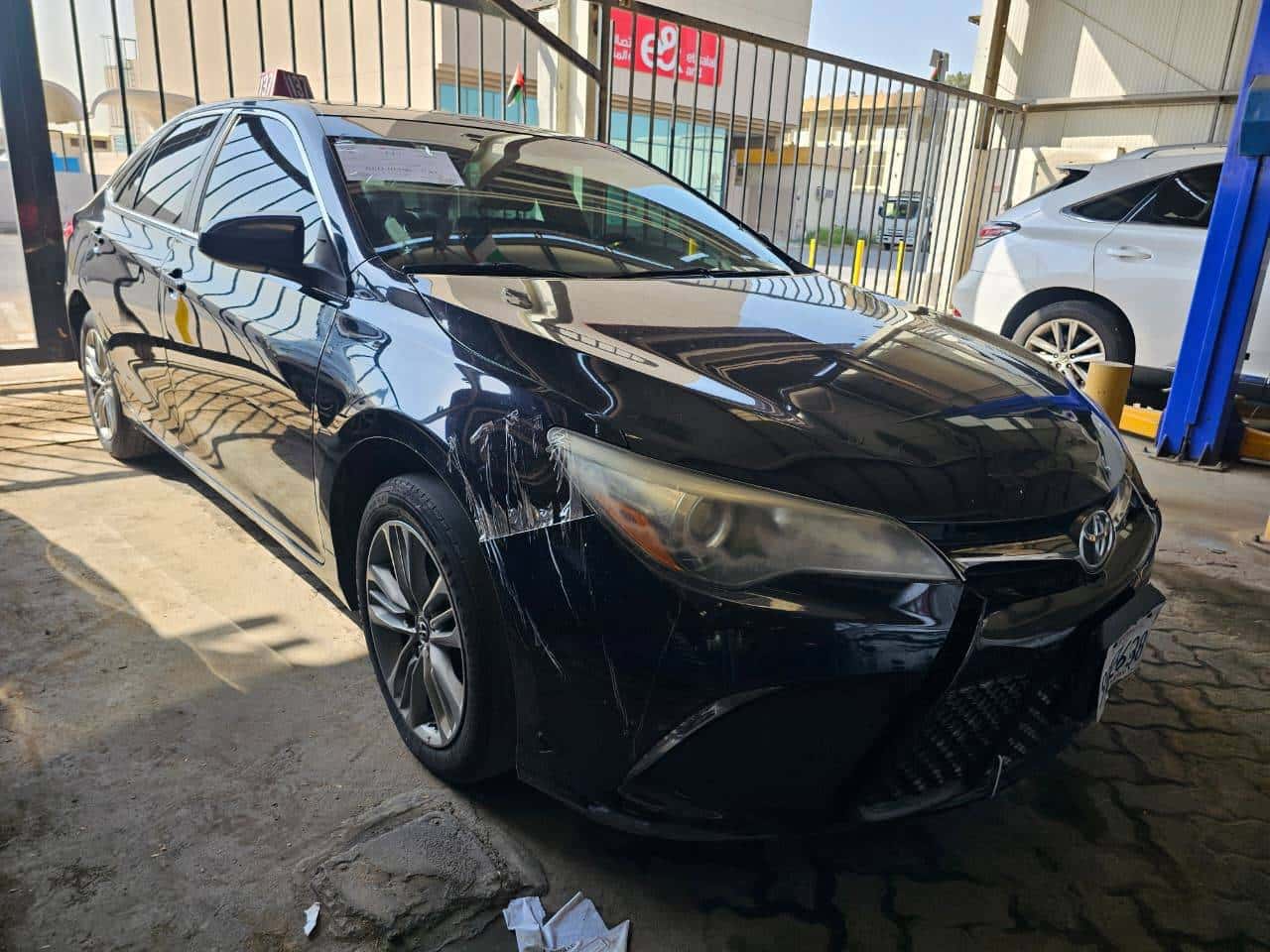 TOYOTA CAMRY - Exterior
