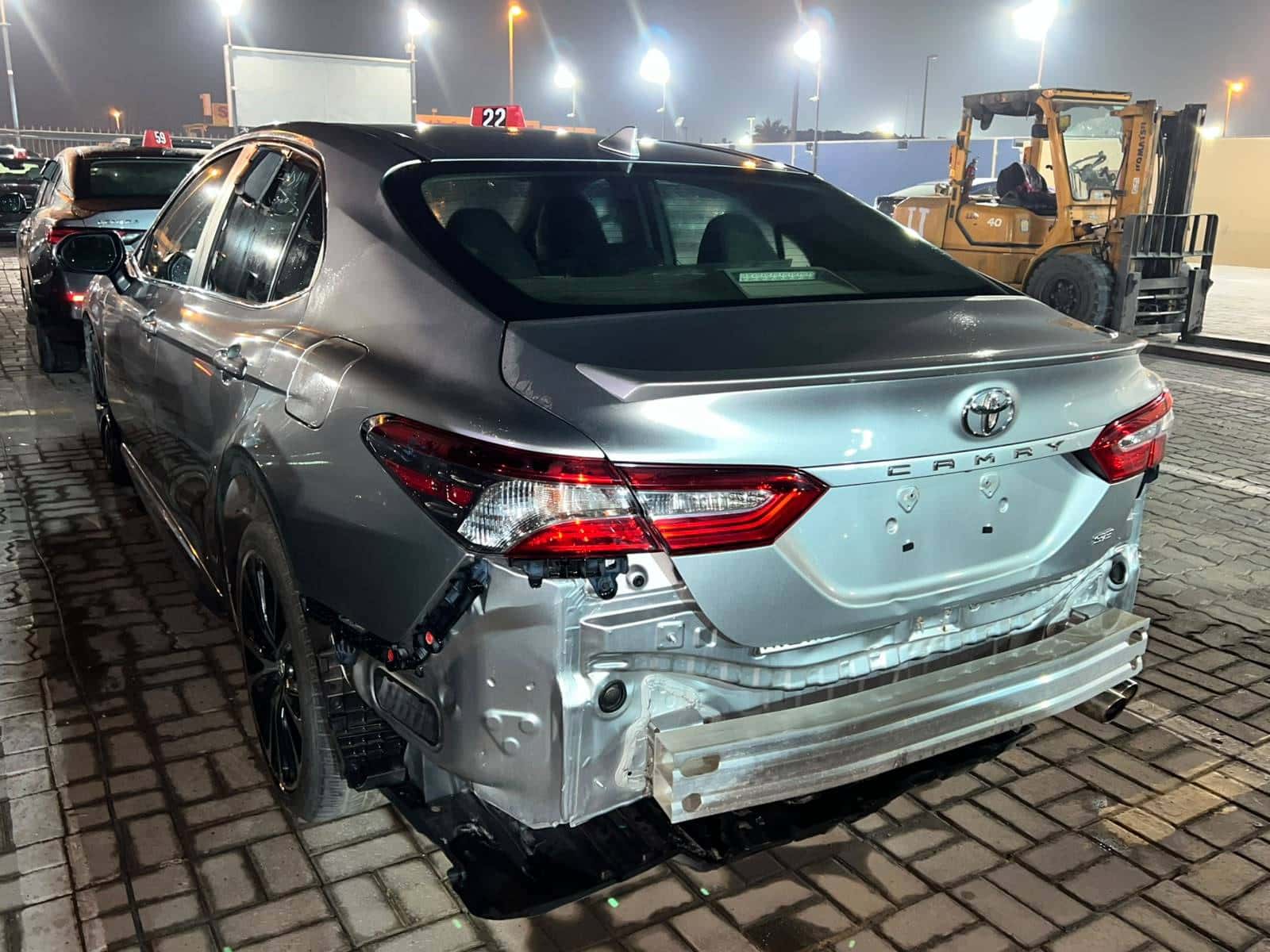Toyota Camry 2019 thumbnail 3