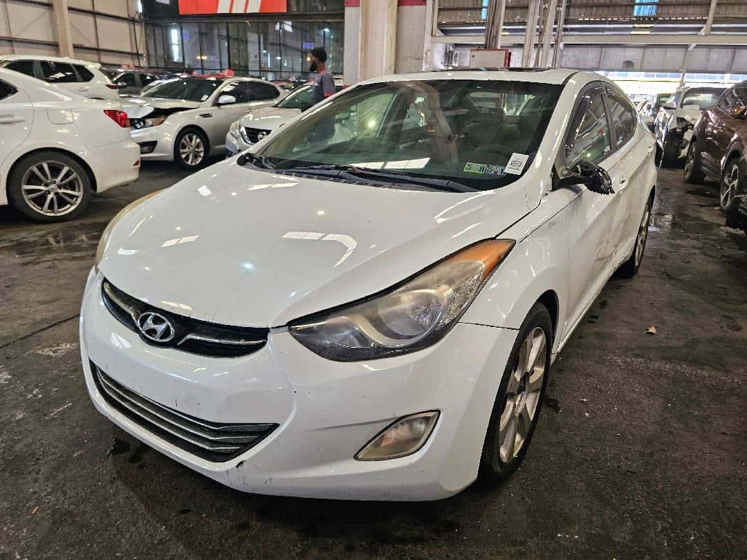 Hyundai Elantra 2012 thumbnail 1