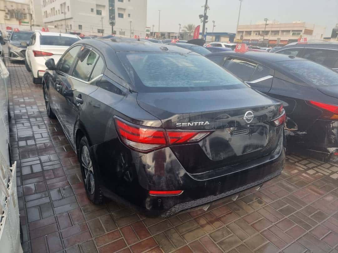 Nissan Sentra 2021 thumbnail 4