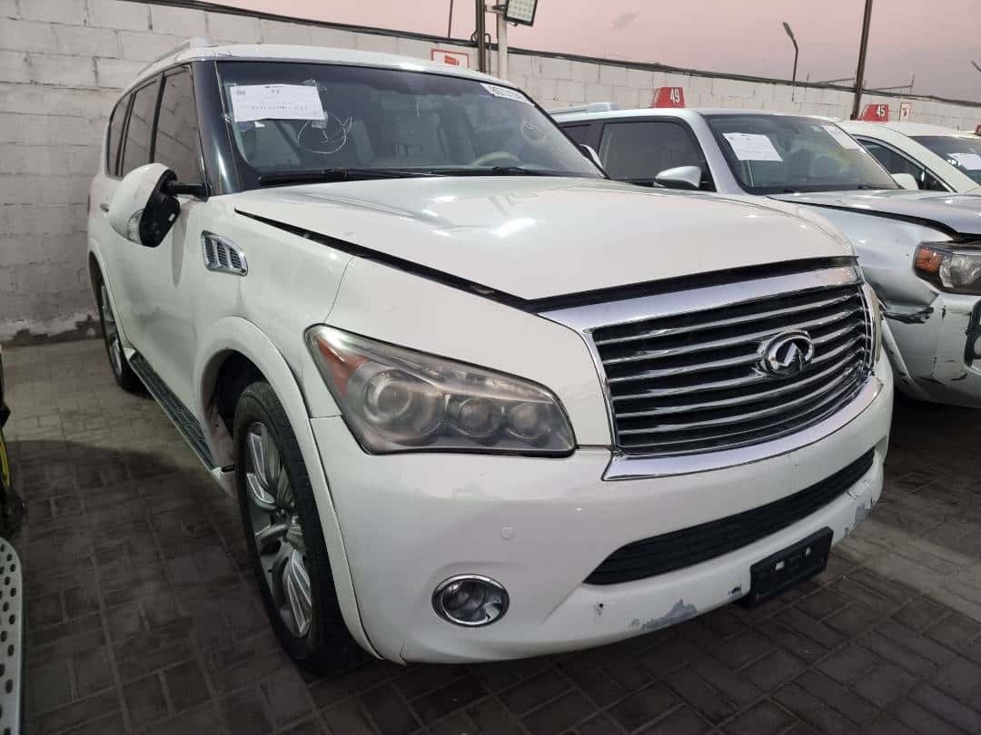 INFINITI QX56 2011 thumbnail 2