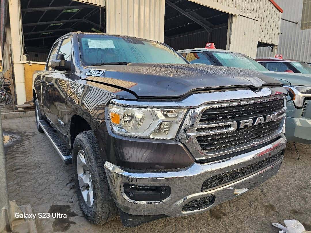 DODGE RAM 1500 - Exterior