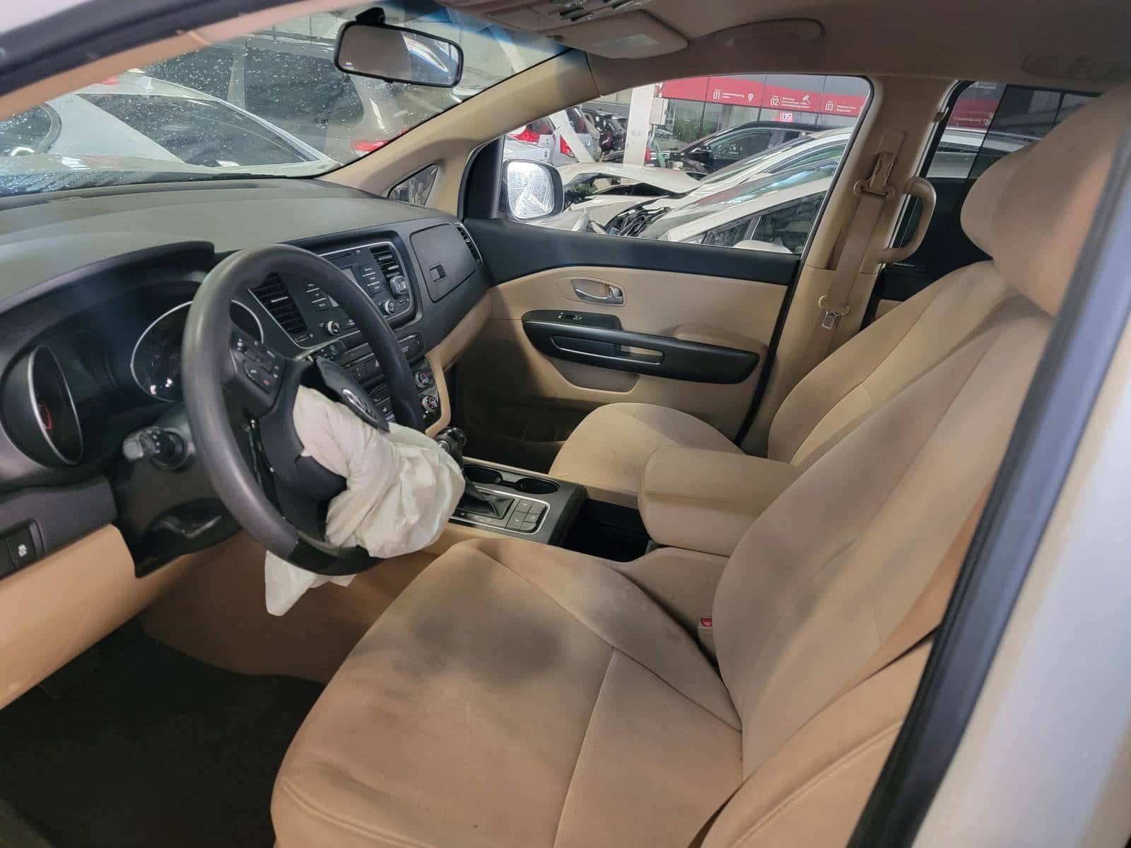 KIA SEDONA - Exterior