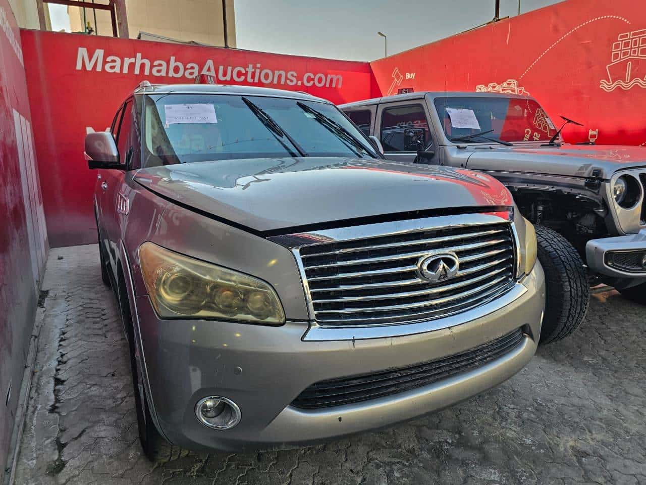 INFINITI QX56 2011 thumbnail 5