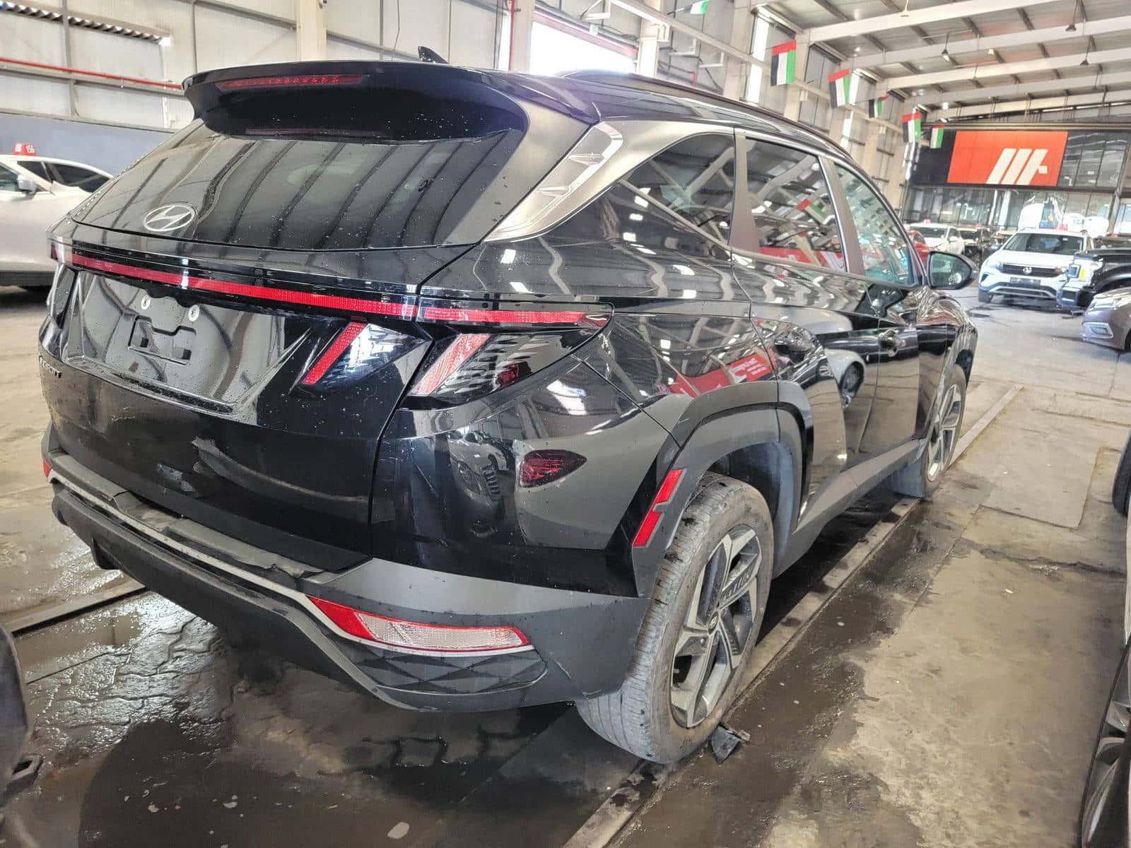HYUNDAI TUCSON 2023 thumbnail 3