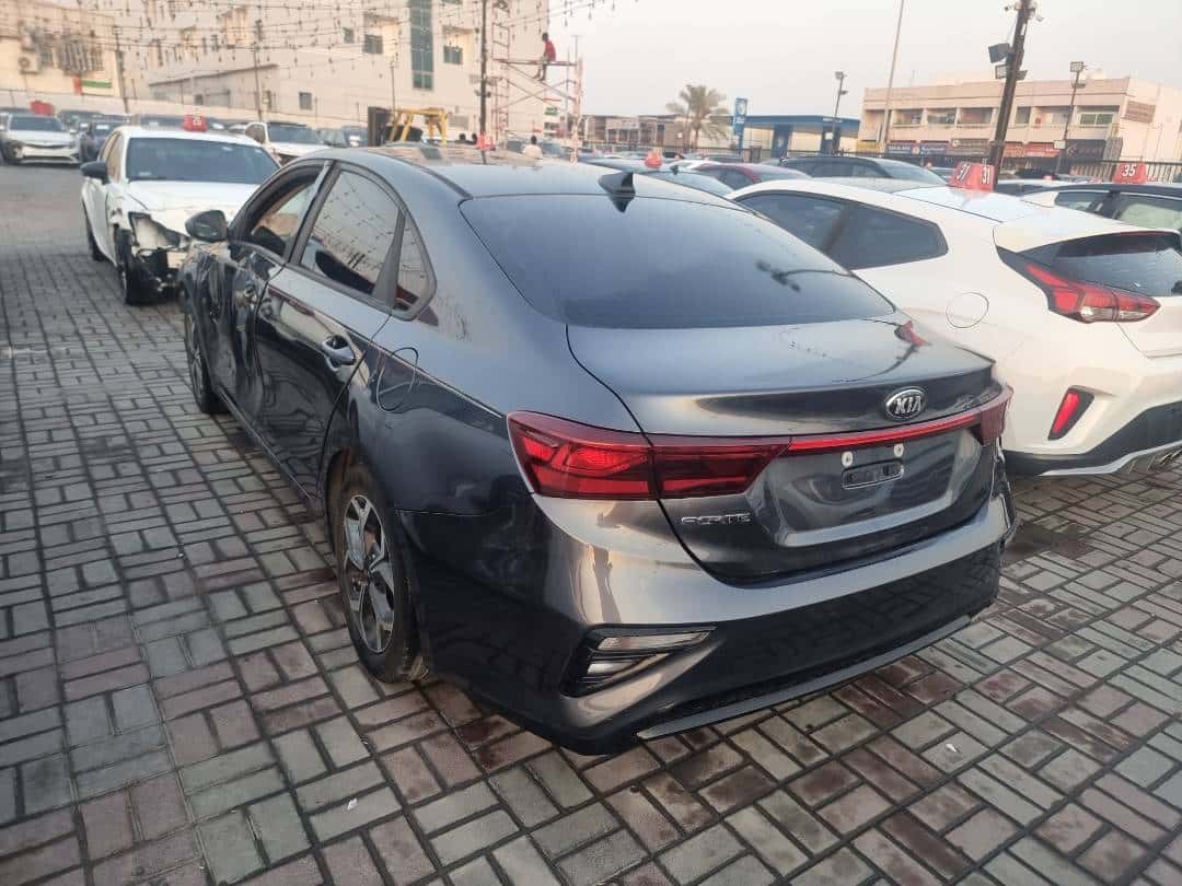 Kia Forte 2019 thumbnail 4