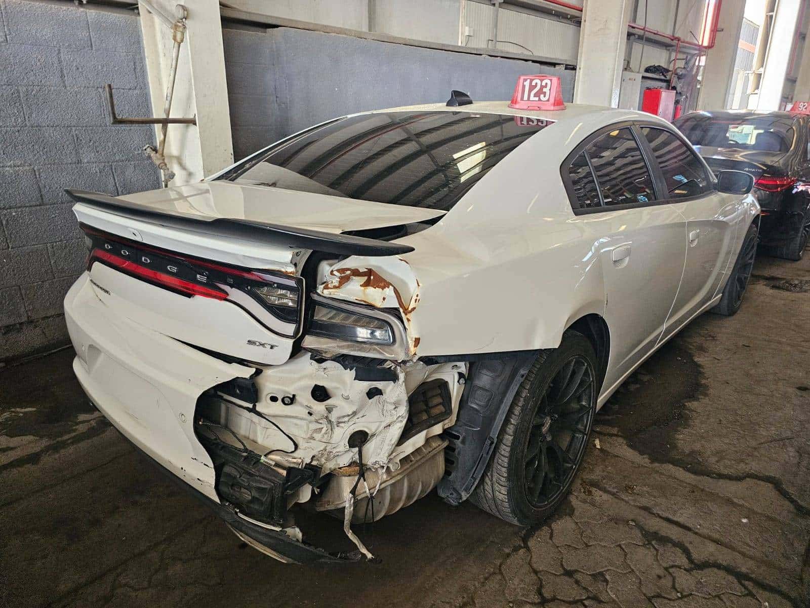 Dodge Charger 2018 thumbnail 2