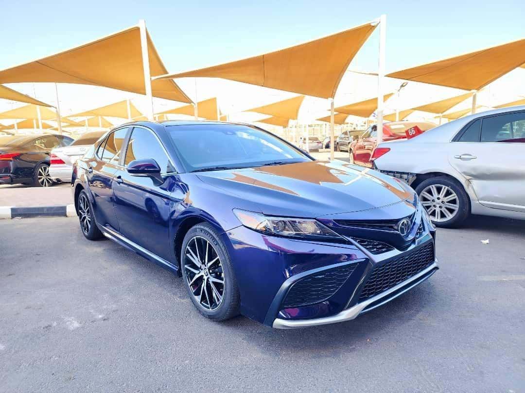 Toyota Camry 2022 thumbnail 1