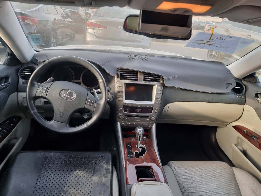 LEXUS IS 250 - Exterior