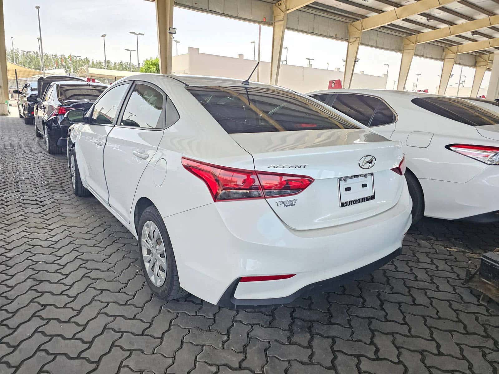 Hyundai Accent 2021 thumbnail 2