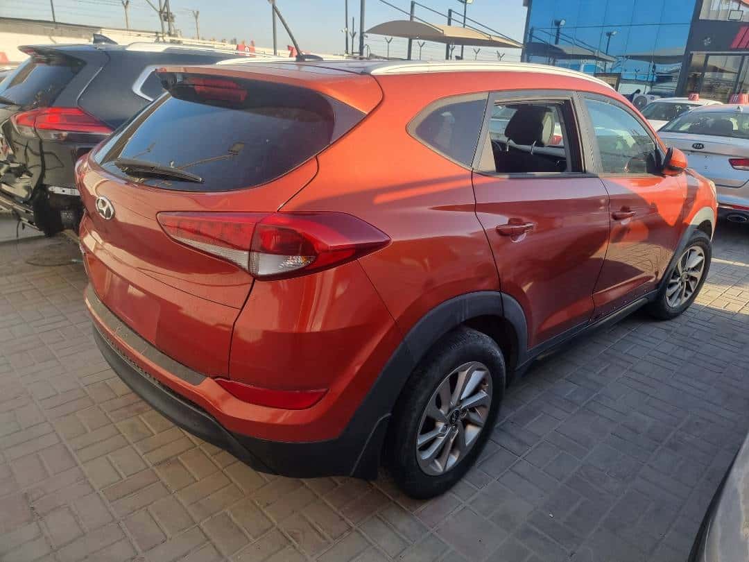 HYUNDAI TUCSON 2016 thumbnail 3