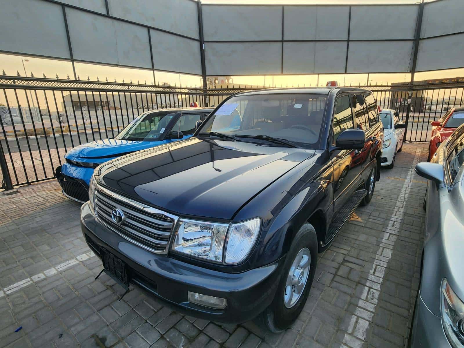 Toyota Land Cruiser 2004 thumbnail 4