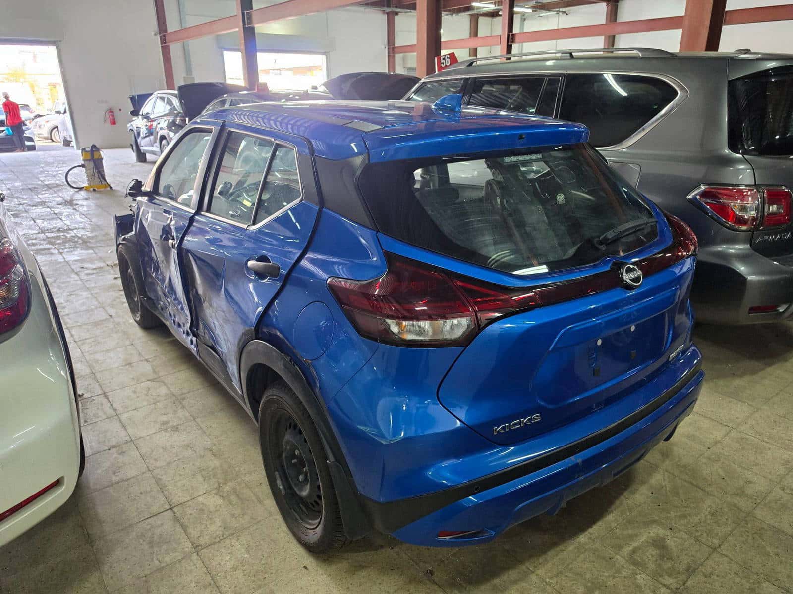 Nissan Kicks 2024 thumbnail 3