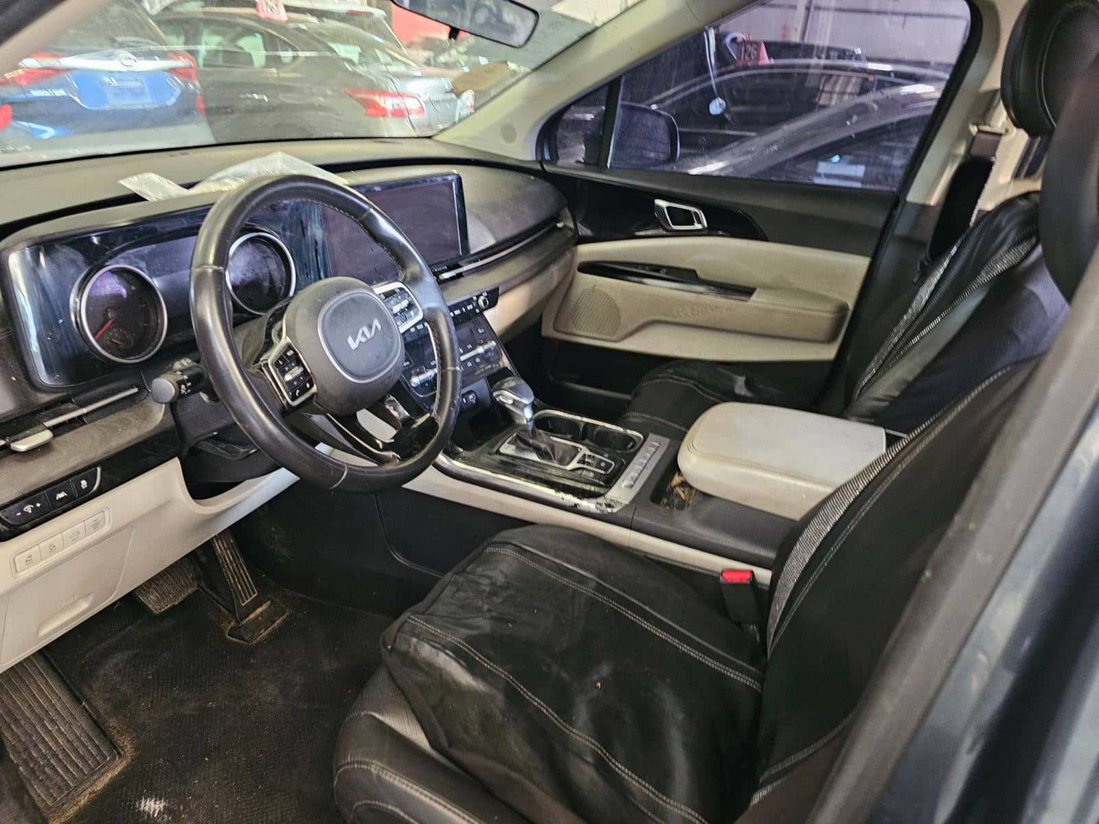 Kia CARNIVAL EX 2022 thumbnail 7