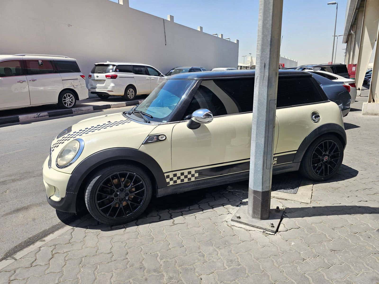 MINI COOPER S 2010 thumbnail 3