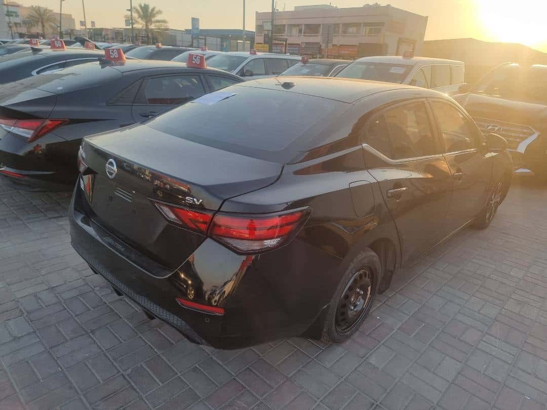 NISSAN SENTRA 2022 thumbnail 3