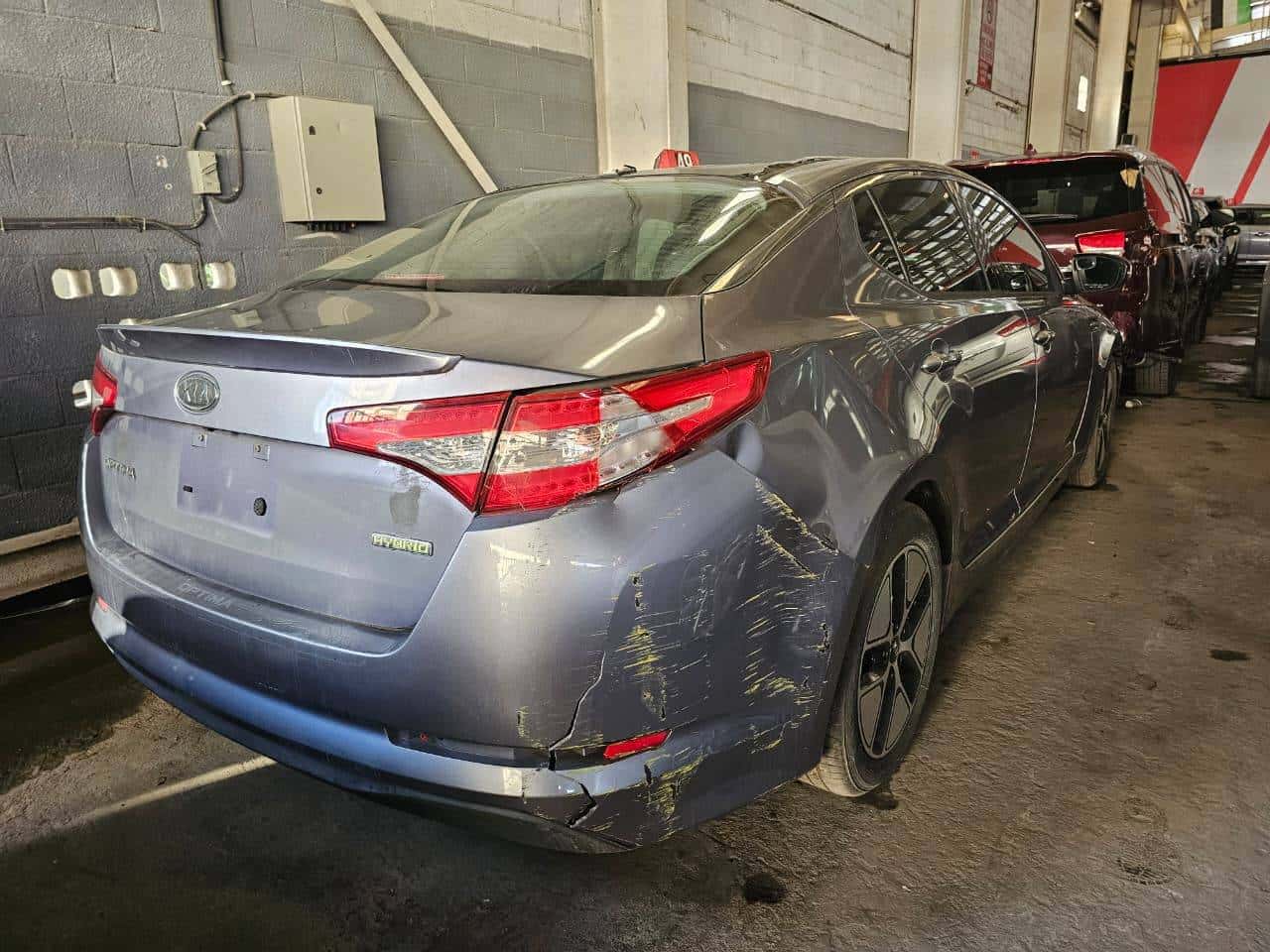 Kia Optima 2011 thumbnail 1
