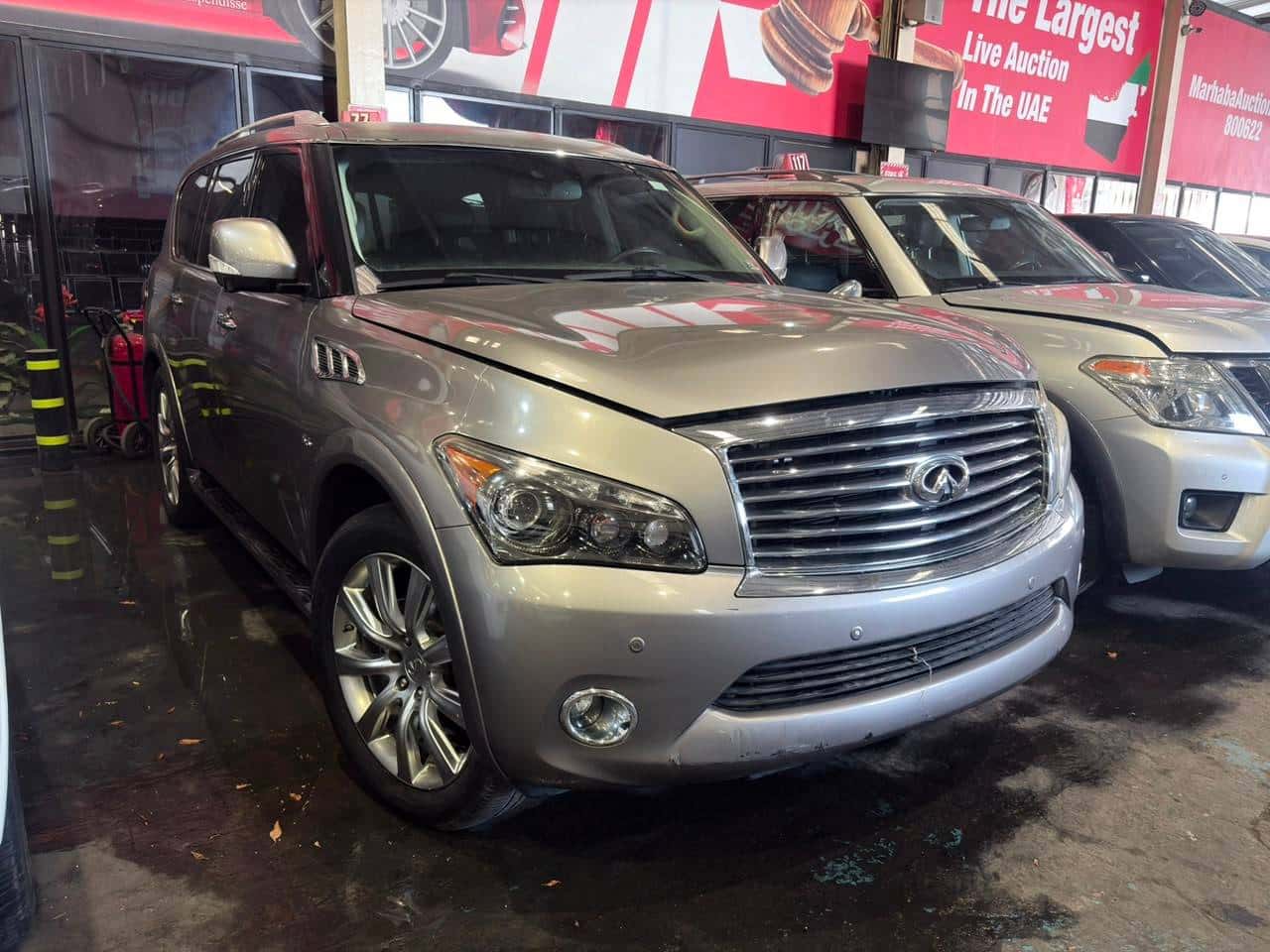 INFINITI QX80 2014 thumbnail 3