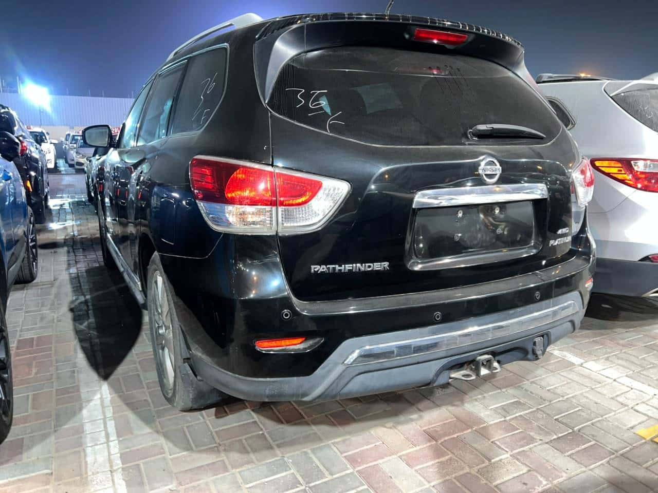 Nissan Pathfinder 2013 thumbnail 3