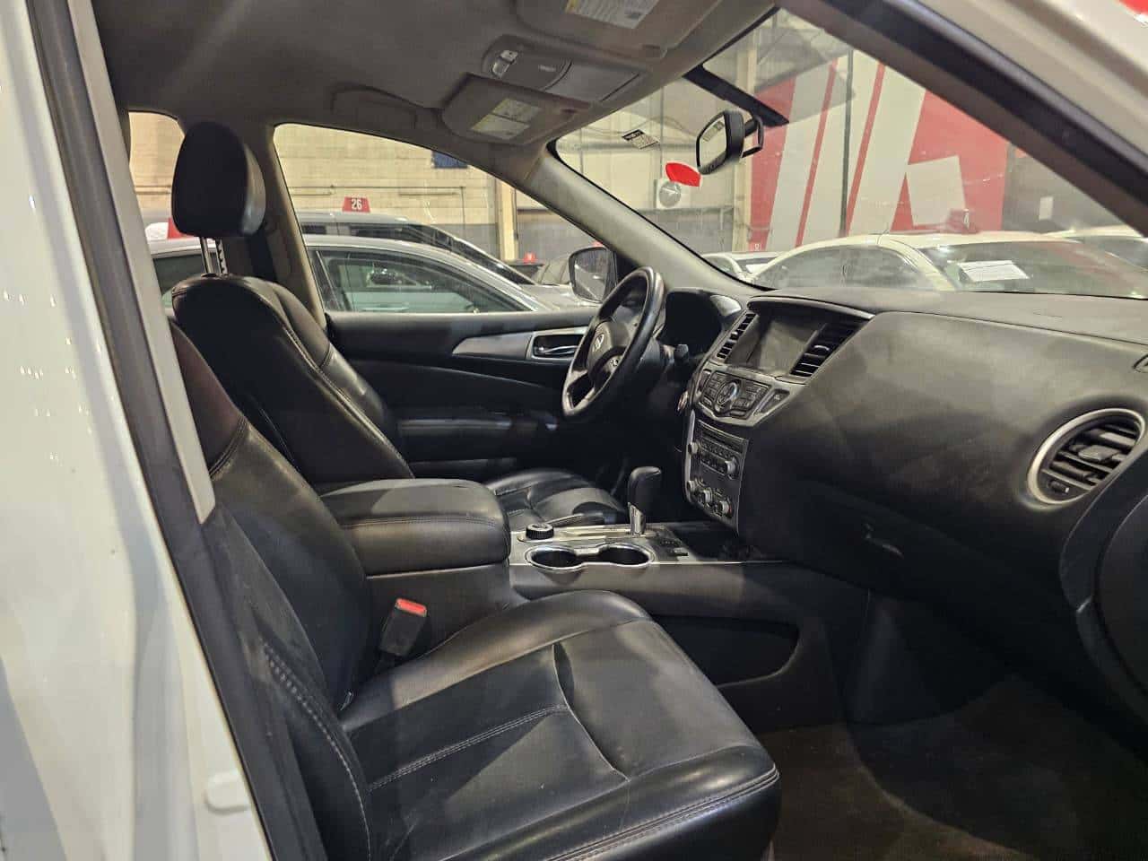 Nissan Pathfinder 2019 thumbnail 7