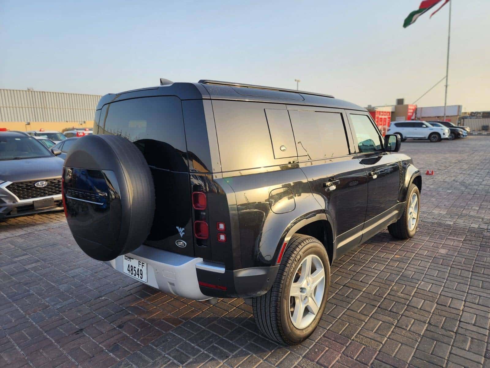 LAND ROVER DEFENDER 110 SE 2023 thumbnail 4