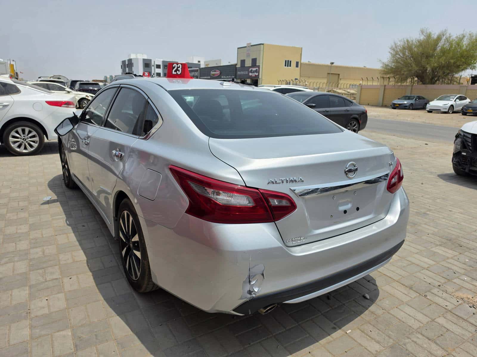 Nissan Altima 2018 thumbnail 4