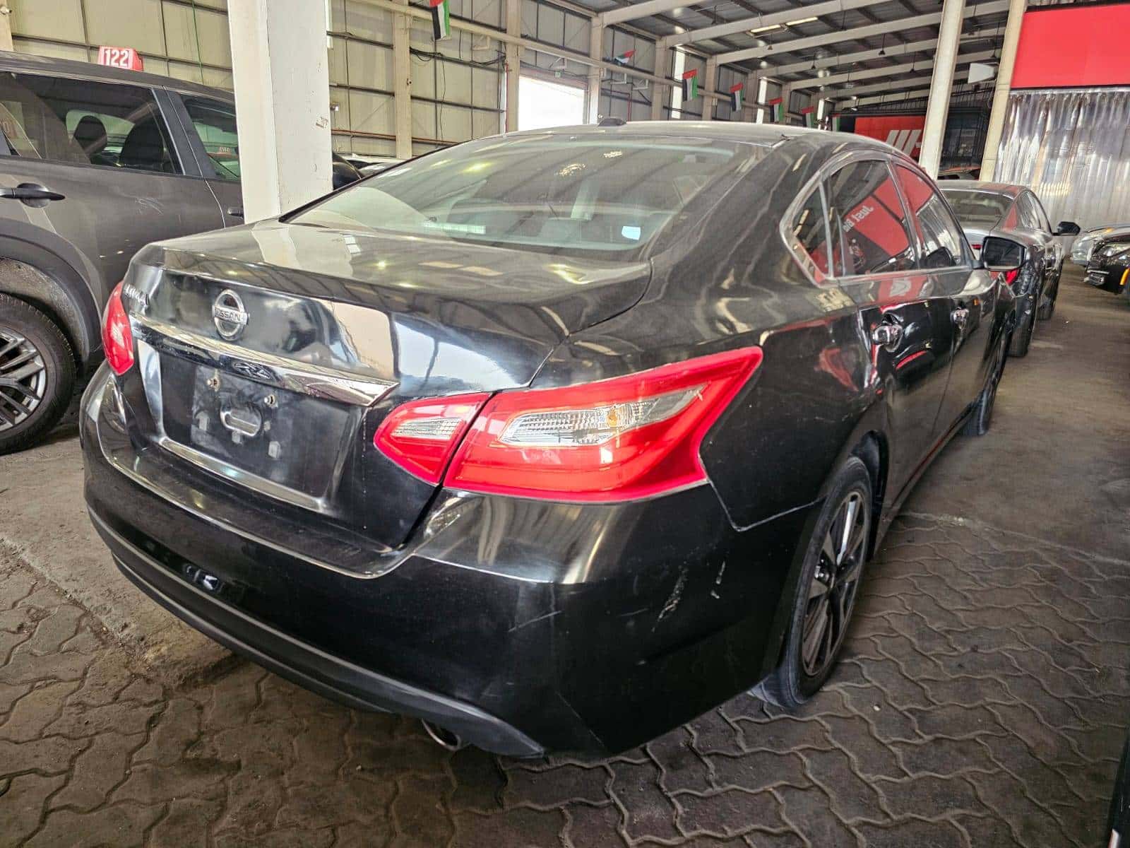 Nissan Altima 2017 thumbnail 2