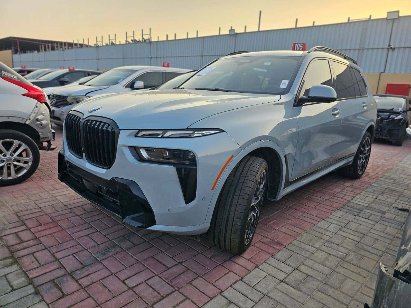 BMW X7 XDRIVE40I - Exterior