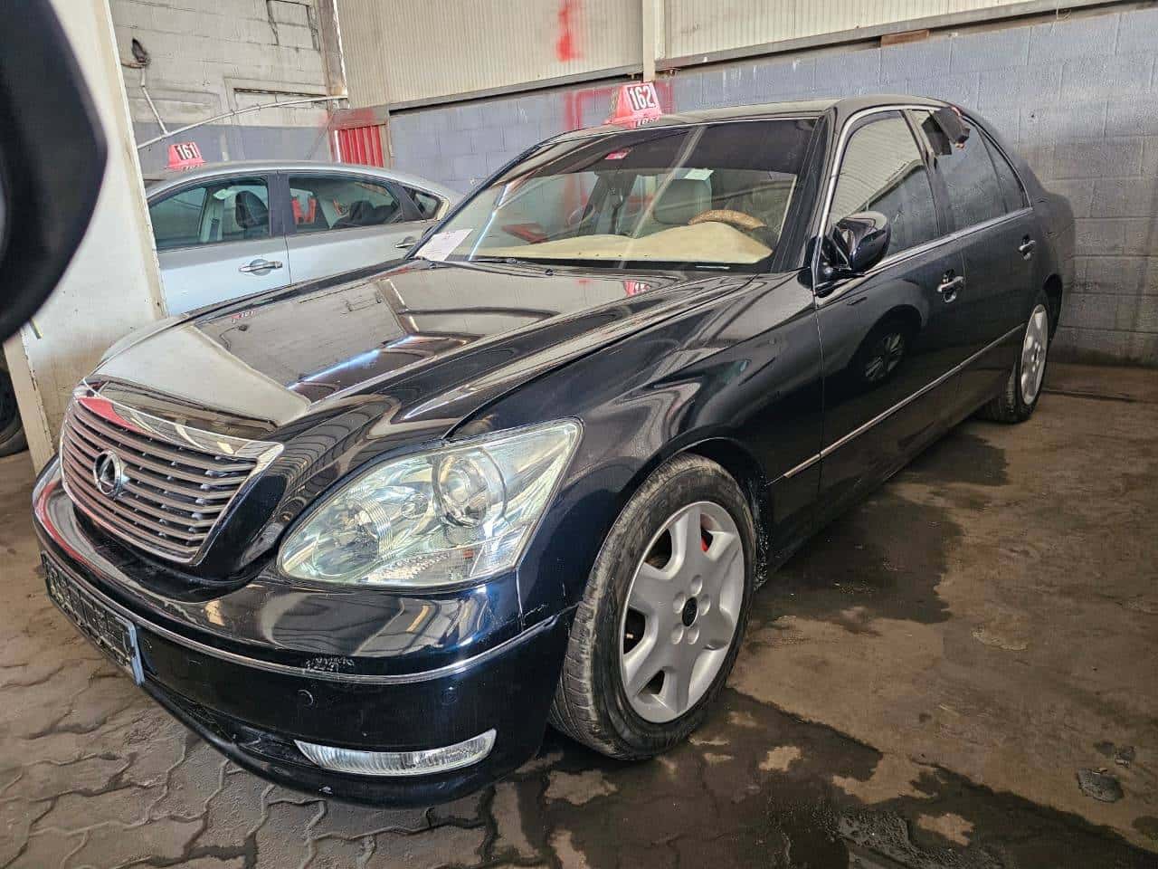 Lexus LS 430 2004 thumbnail 3