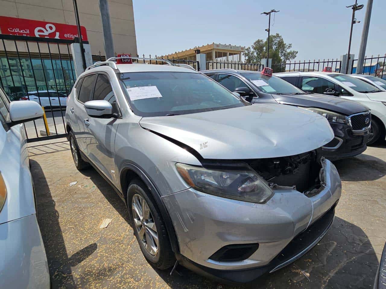 Nissan Rogue 2016 thumbnail 2