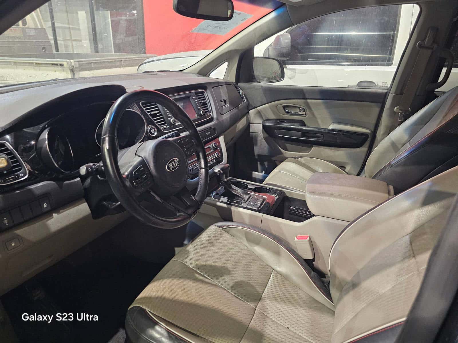 Kia Sedona 2018 thumbnail 7