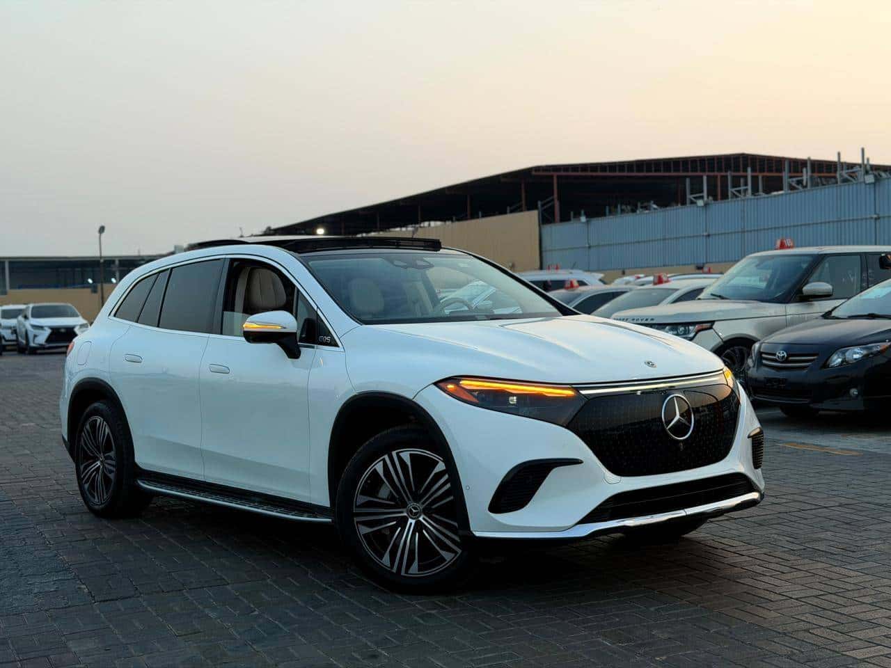 MERCEDES BENZ EQS 450+ 2023 thumbnail 1