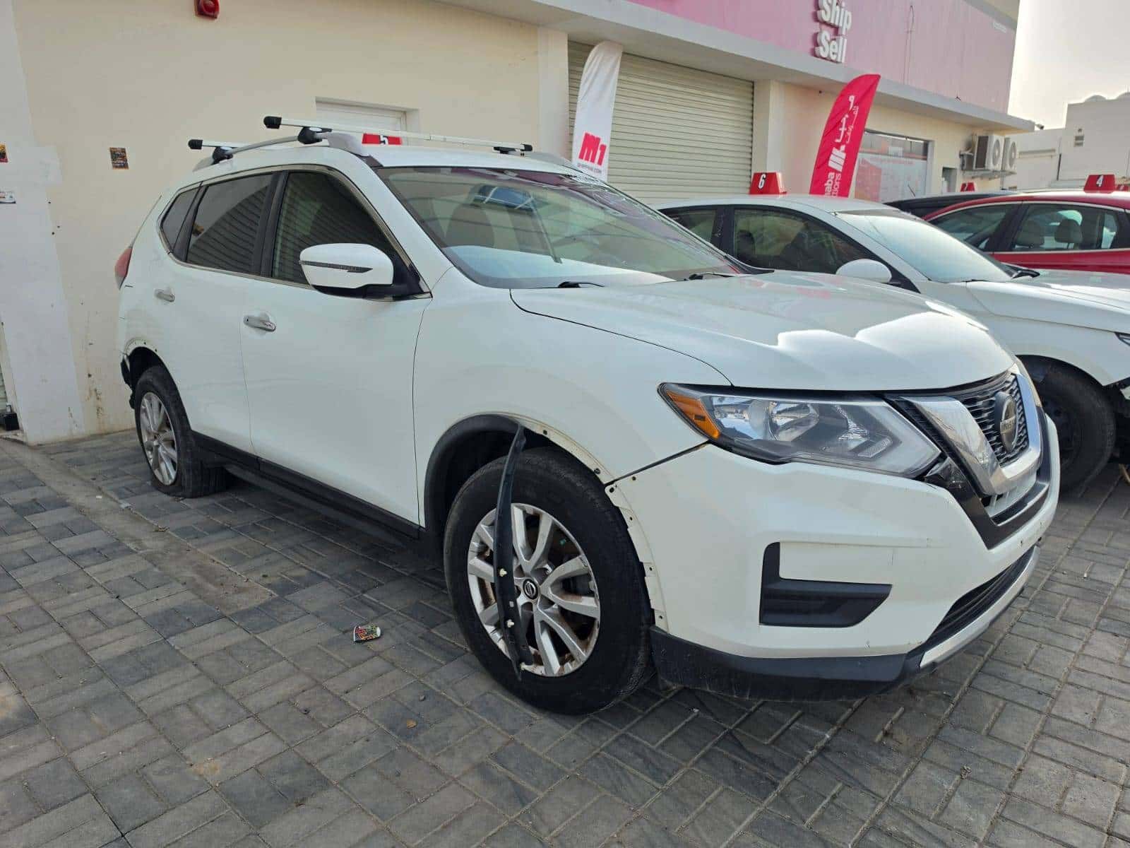 Nissan Rogue 2018 thumbnail 1