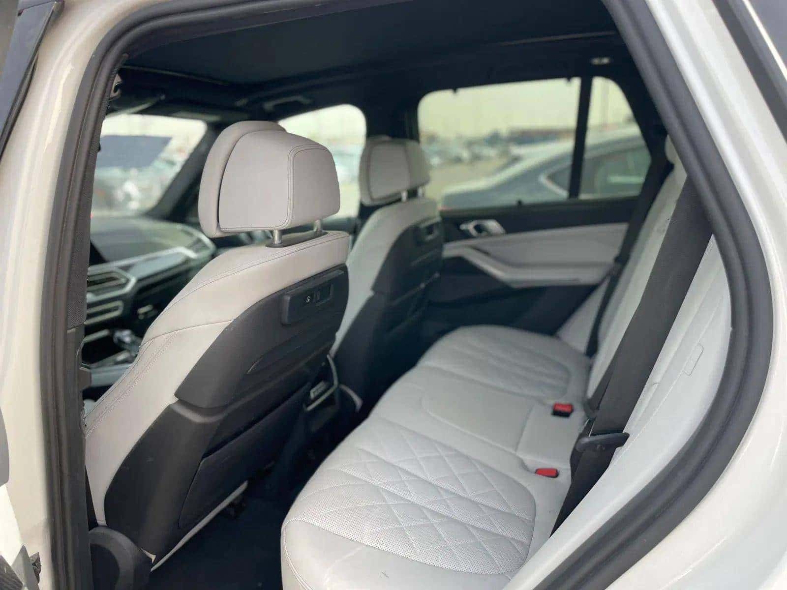 BMW X5 M50I 2023 thumbnail 5