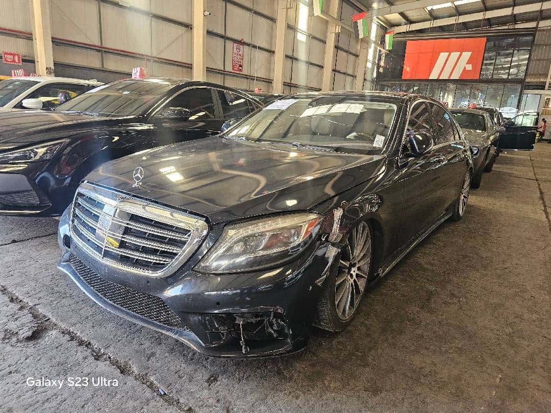 MERCEDES BENZ S 550 - Exterior