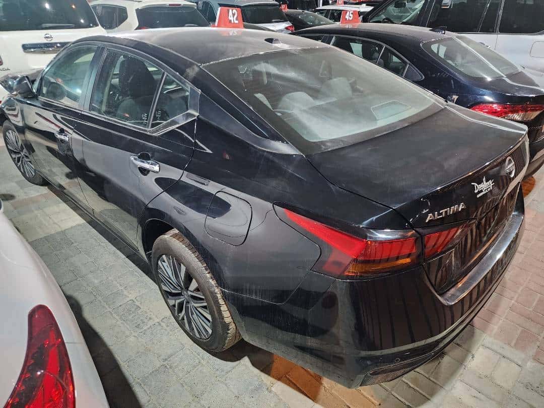 NISSAN ALTIMA 2024 thumbnail 1