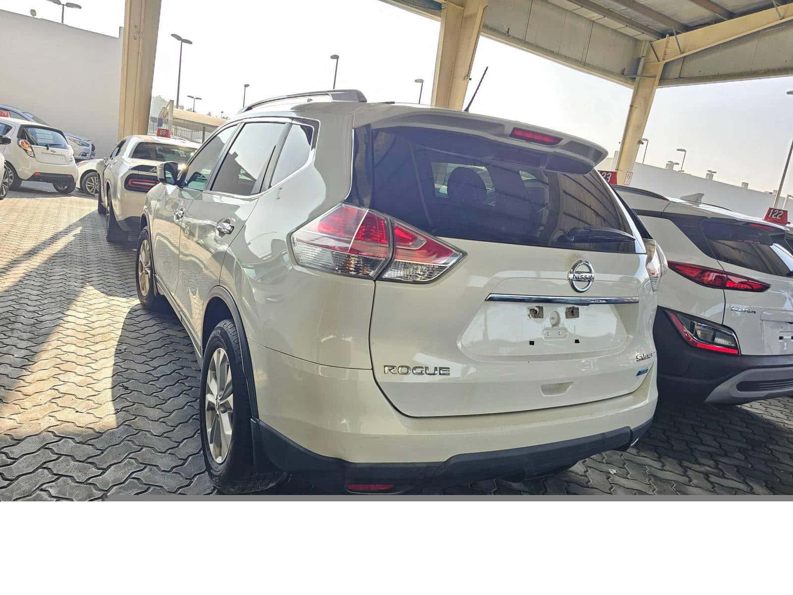 NISSAN ROGUE - Exterior